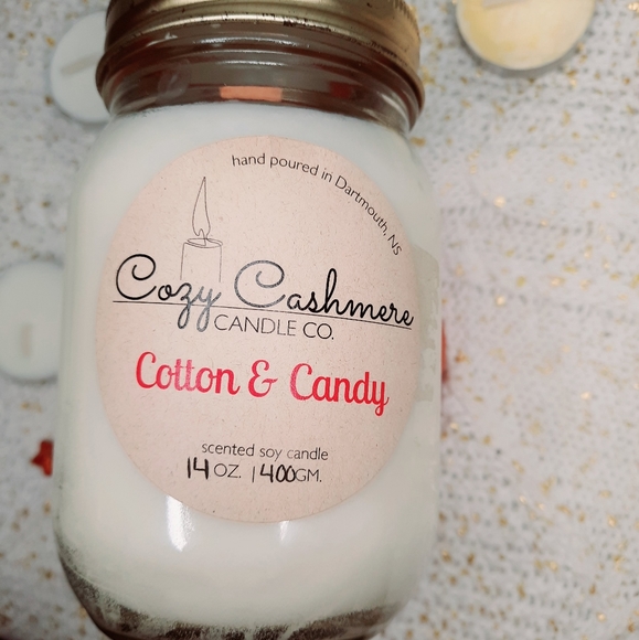 14oz Cotton & Candy Soy Hand Poured Wood Wick Candle - Picture 8 of 13